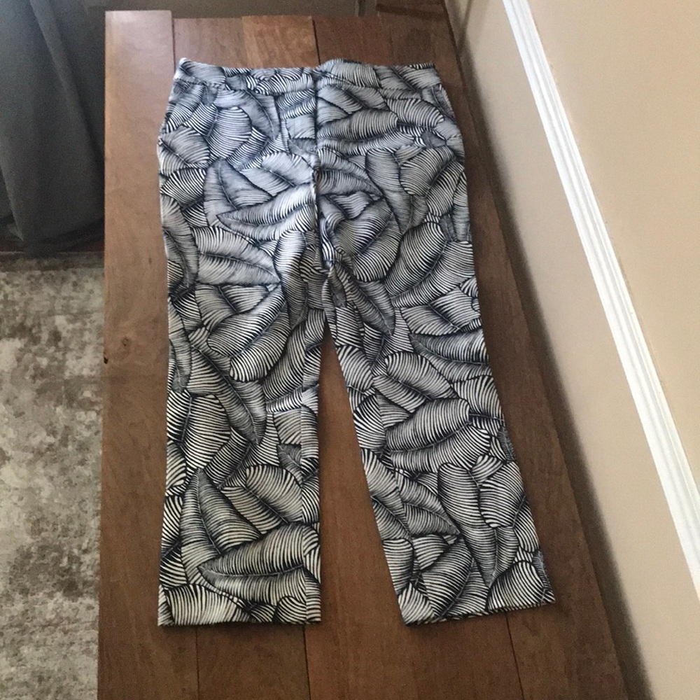 NEVER WORN Ann Taylor Signature Palm Slacks
